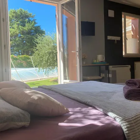 D'hotes Vaucluse Bed & Breakfast Bollène
