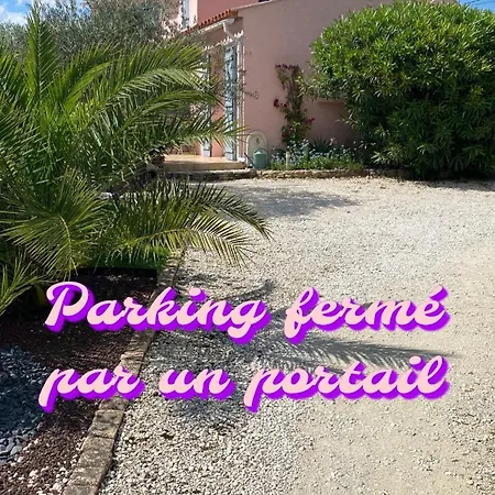 D'hotes Vaucluse Bed & Breakfast 2*